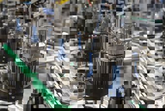 (1)Monteur elektrotechnische industriële installaties en systemen DC