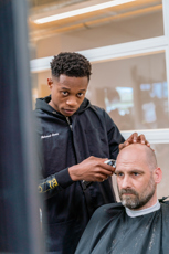 Haarstylist Heer Salonmanager Heer Student Muhammed Ndayisaba Drenthe College Iris Sijbom Fotografie 2023 IR204242