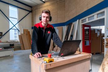 Houtbewerking, Iris Sijbom 2022 (2)